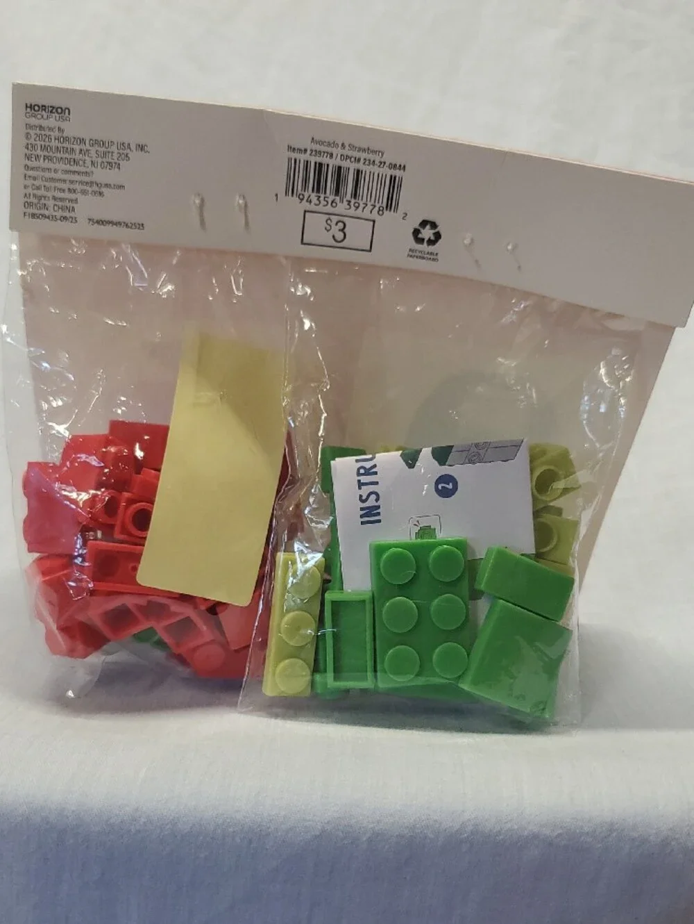 Building Block Besties Tear & Share Favors - Pink (2 Count)